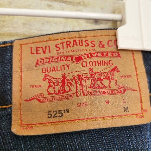 EUC Women's Levi's Nouveau Downtowner Bootcut Stretch 525 Jeans Size 10 Miss - Picture 4 of 7